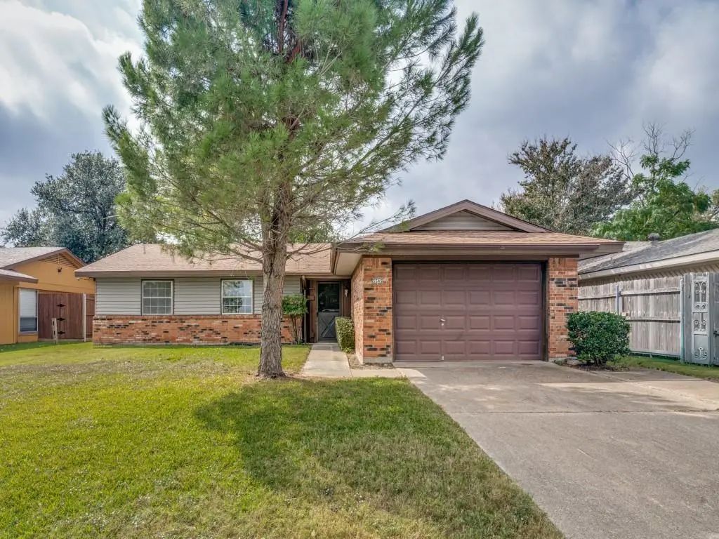 5545 Valley Mills Drive, Garland