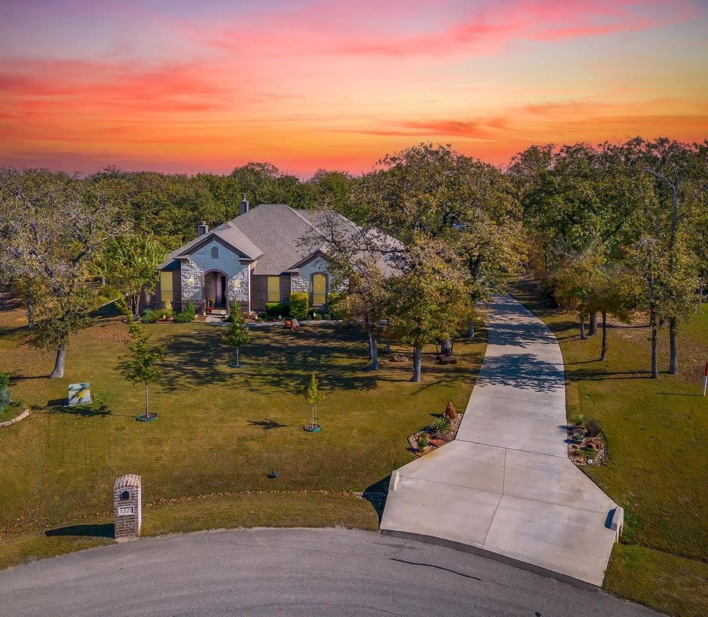 1320 Craft Farms Circle, Azle