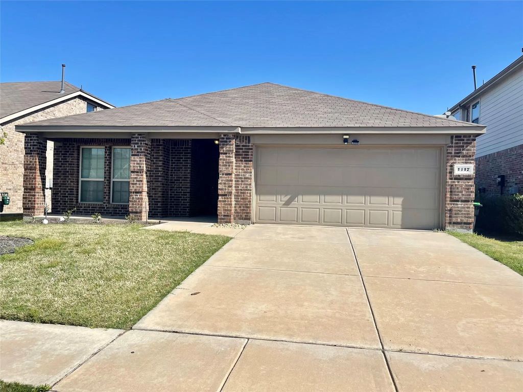 1117 Lake Grove Drive, Little Elm
