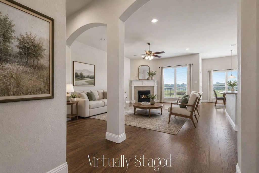 609 Meadowedge Lane, Denton