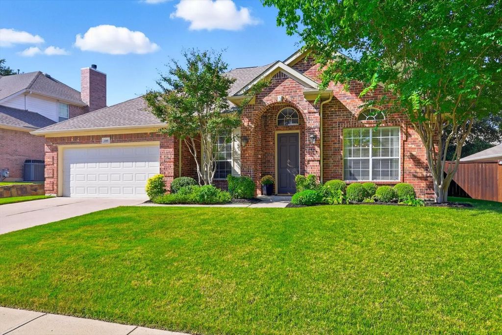 2505 Brighton Drive, Flower Mound