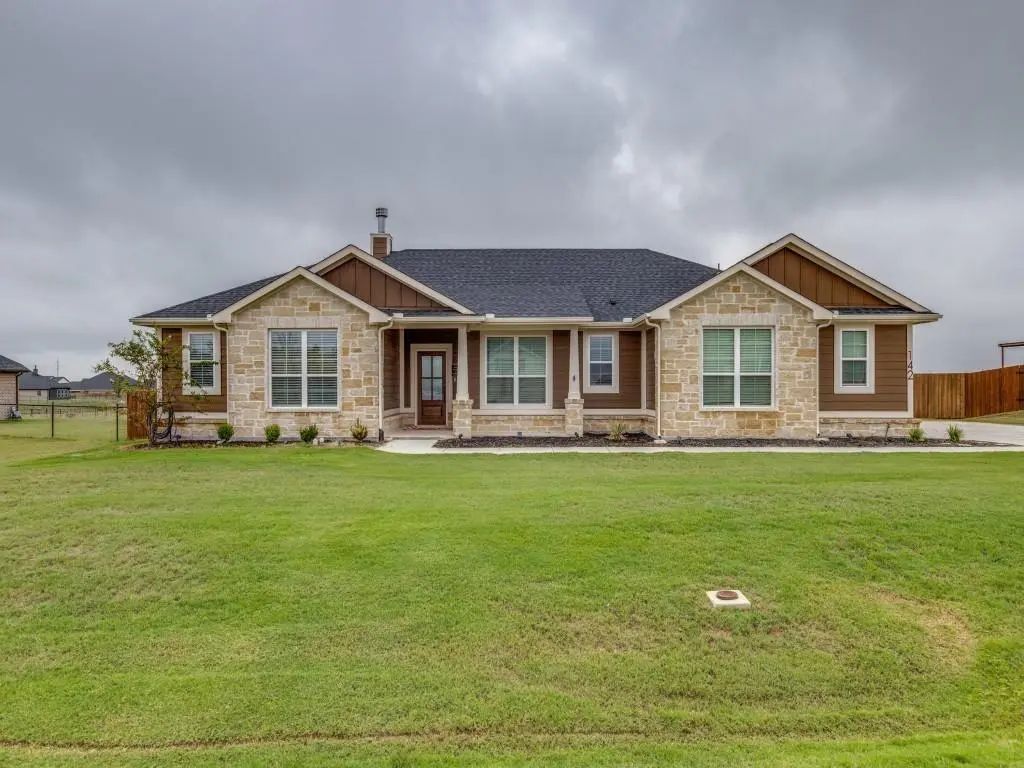 142 Meadow Vista Drive, Rhome