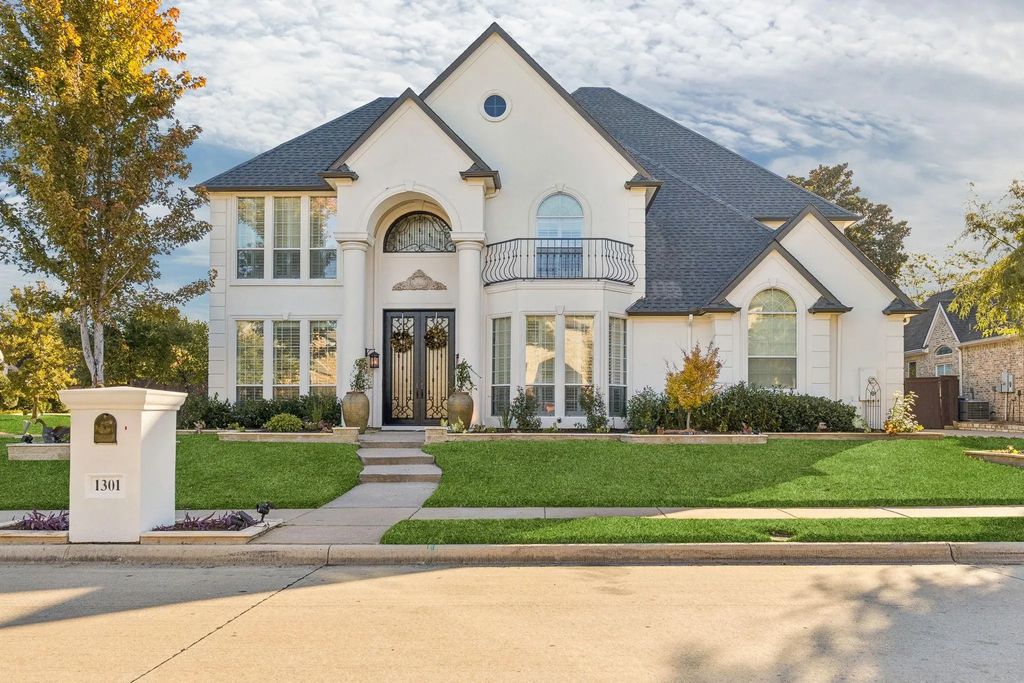 1301 Timarron Lane, McKinney