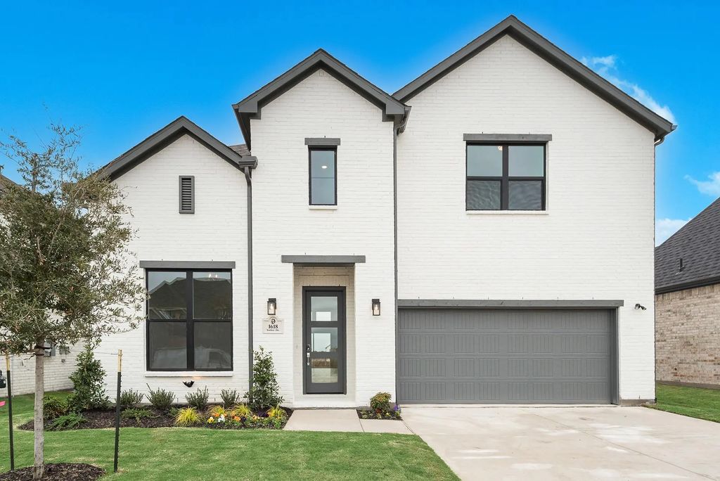 1618 Yorkie Drive, Forney