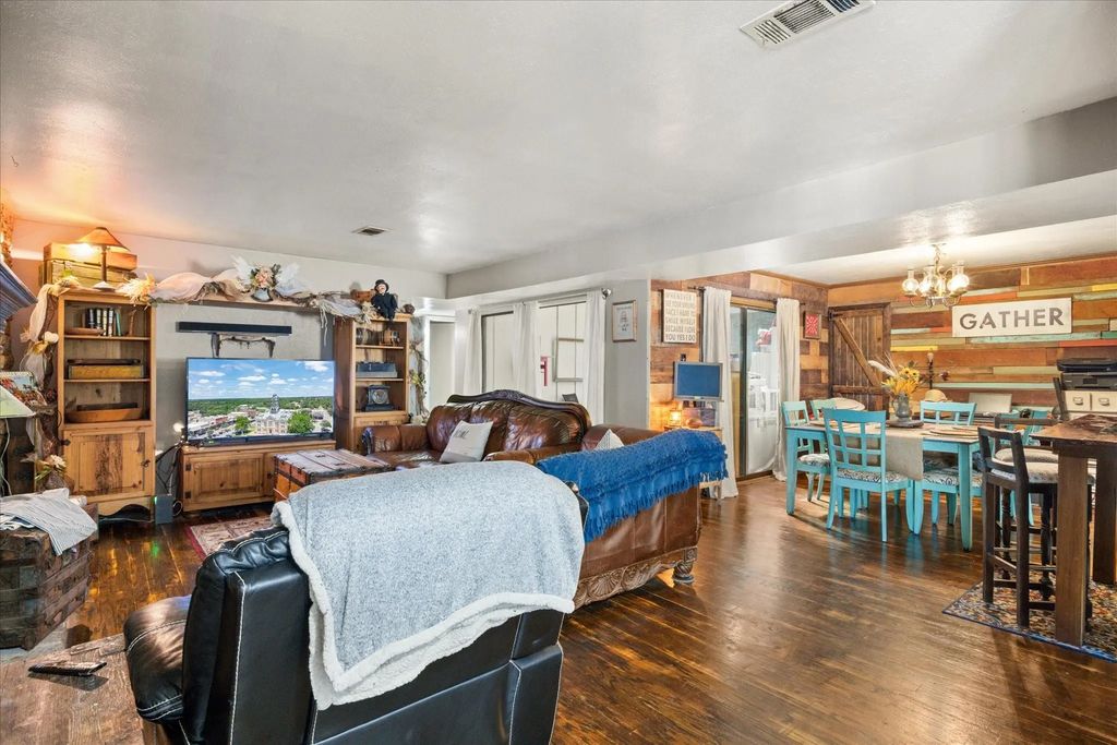 5506 Cortez Drive, Granbury