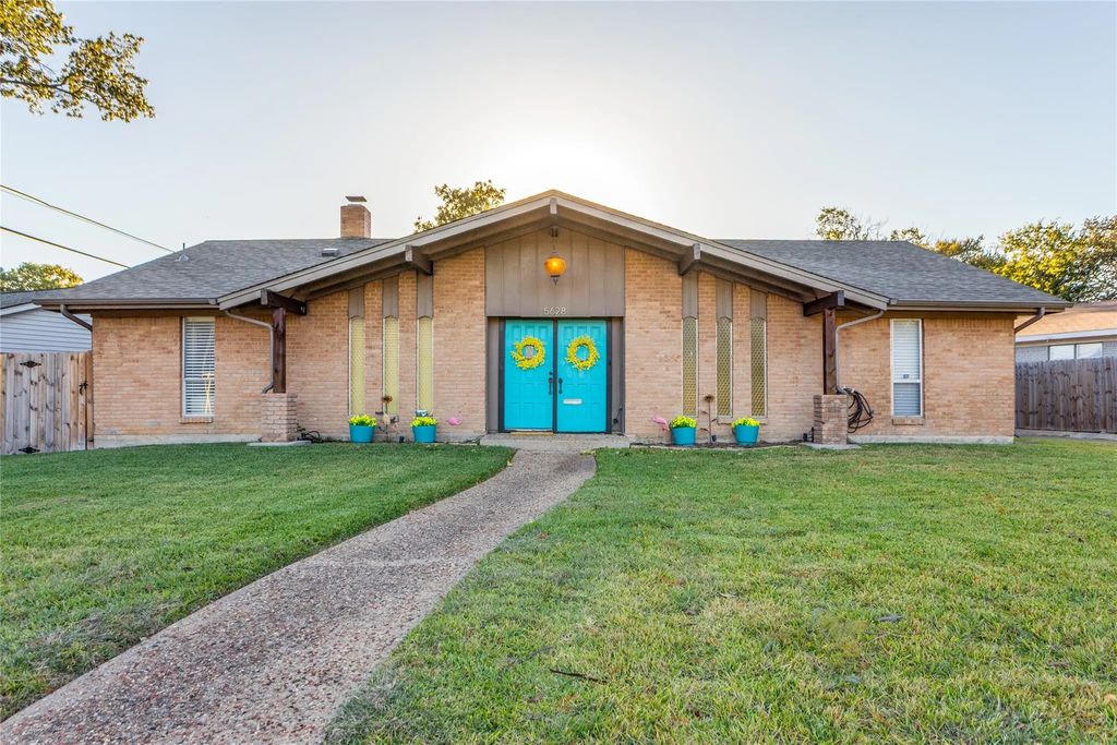 5628 Westcreek Drive, Fort Worth