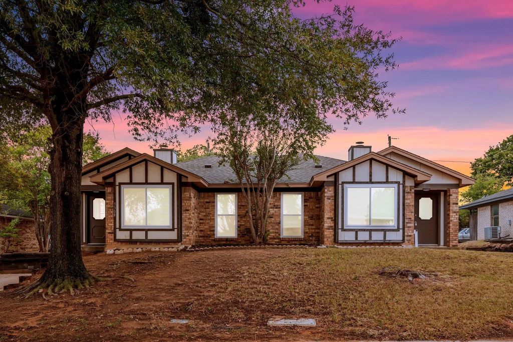 5306 Wild West Drive, Arlington