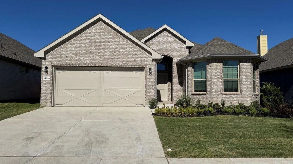 15028 Green Bluff Drive, Fort Worth