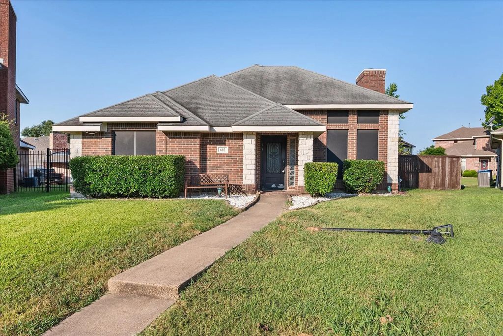 602 Aviary Drive, DeSoto