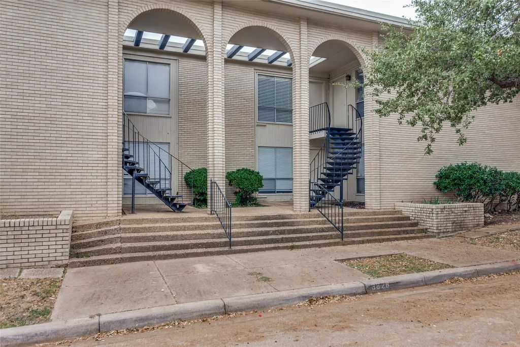 3828 W 7th Street, Fort Worth