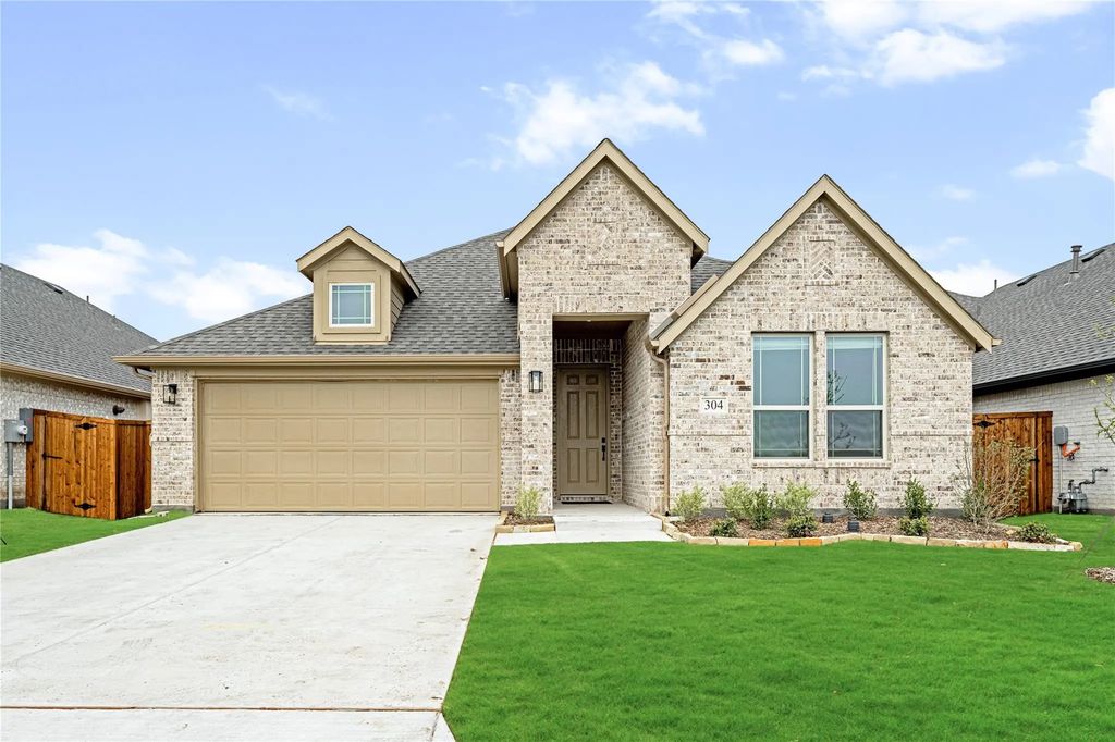 304 Keystone Drive, Commerce
