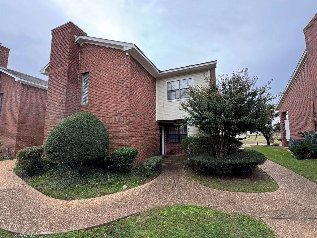 17 Meadow Creek, Bossier City