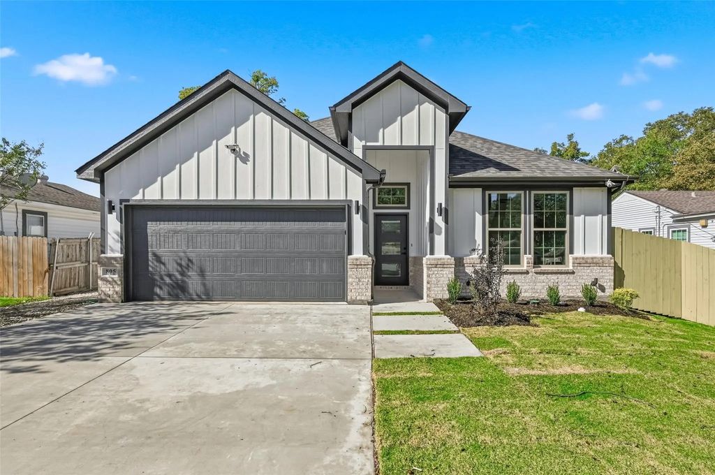 805 Ne 31, Grand Prairie