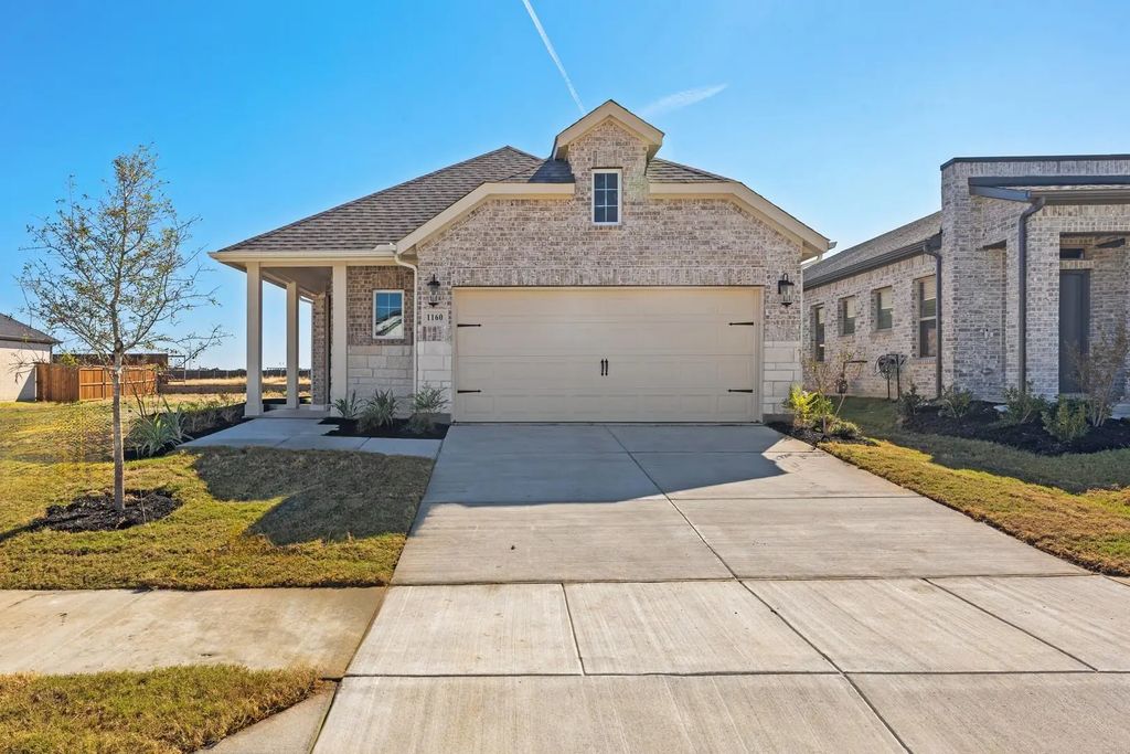 1160 Butterfly Dale Drive, Lavon