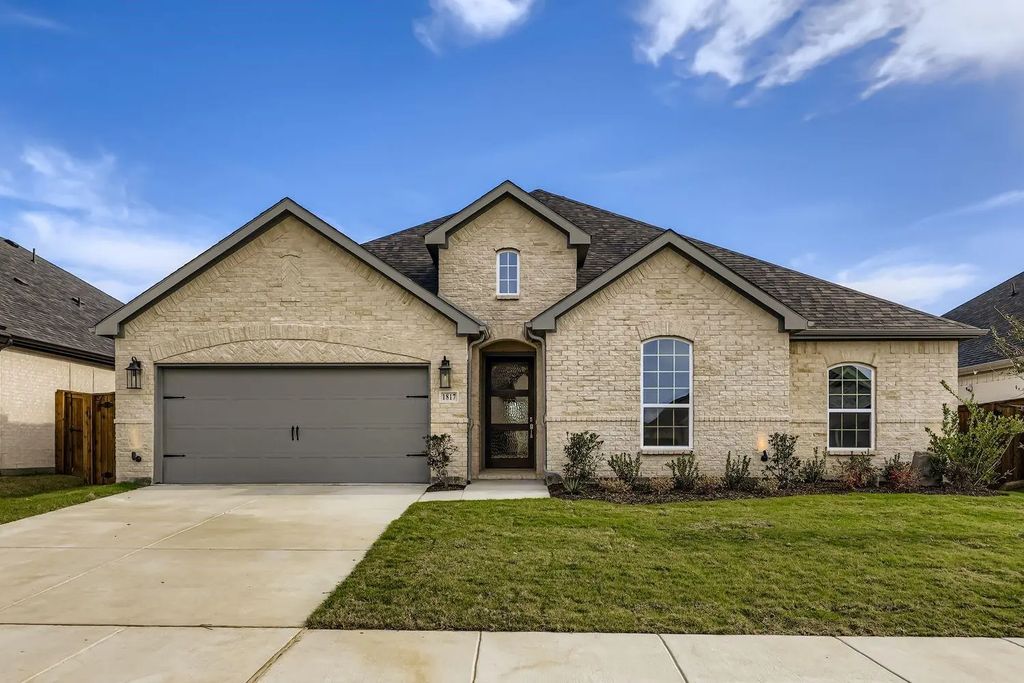 1817 Flowerfield Lane, Mansfield