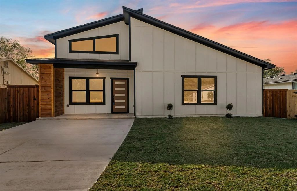 1124 Texas Street, Waco