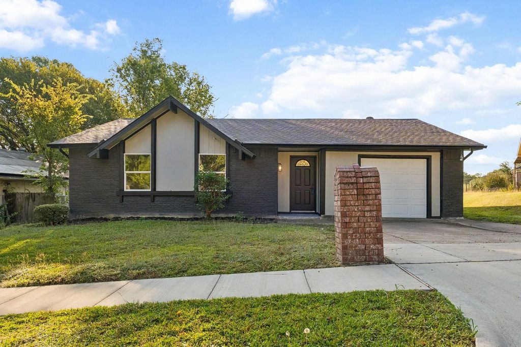 4237 Hartford Drive, Garland