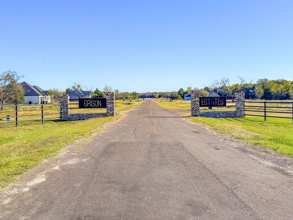 Lot 6 Grison Circle, Corsicana