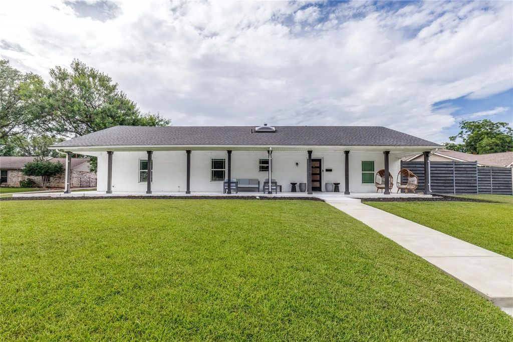 3307 Pine Tree Circle, Farmers Branch