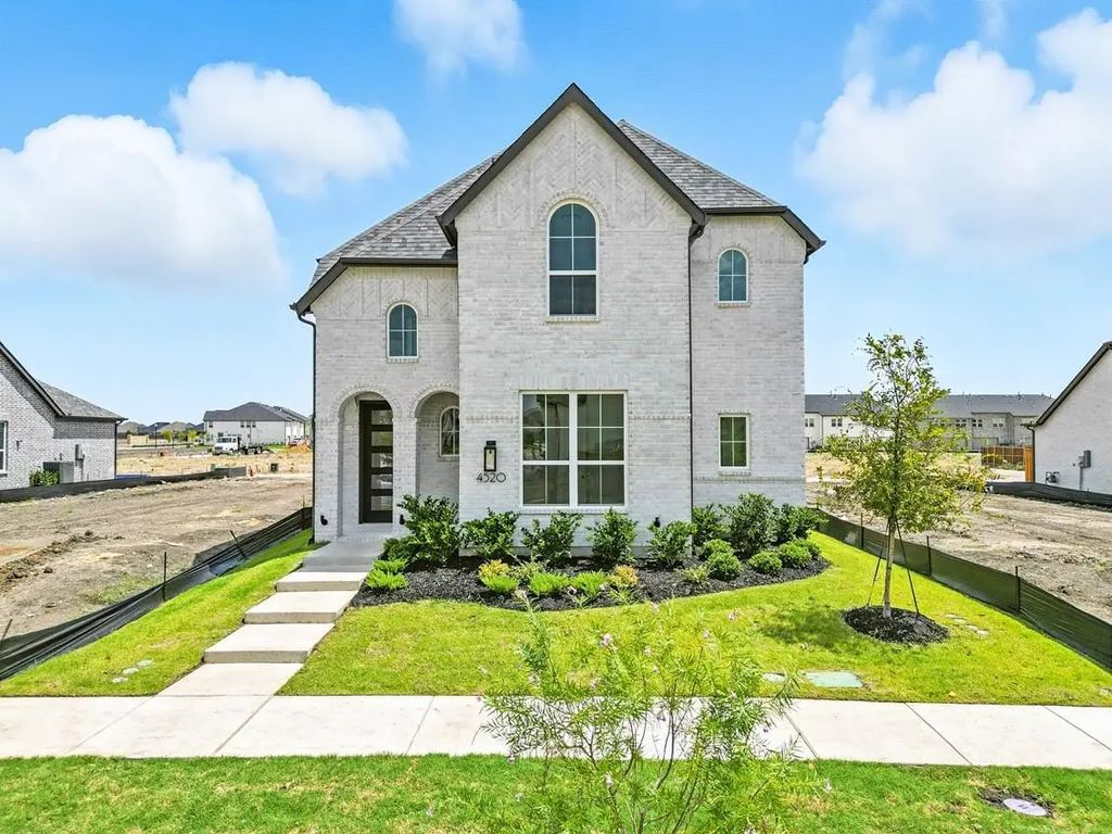 4520 Script Street, Celina