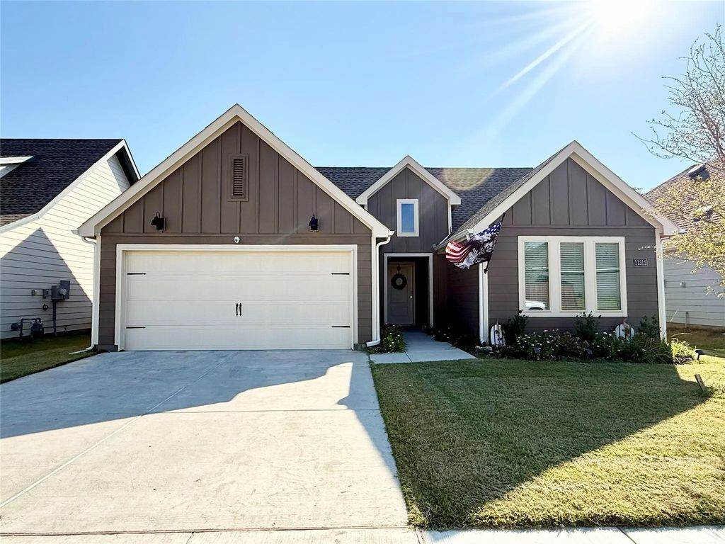 11312 Evergreen Lane, Providence Village