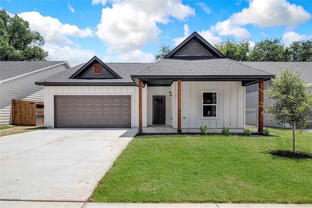 2511 Birdell Court, Fort Worth