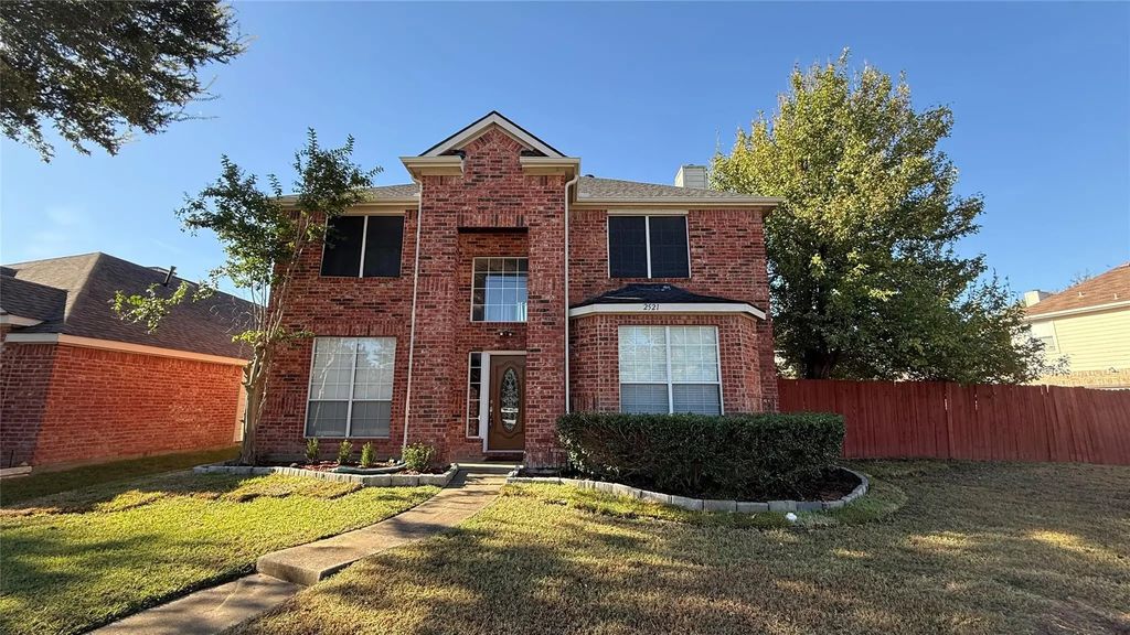 2521 N Brook Drive, McKinney