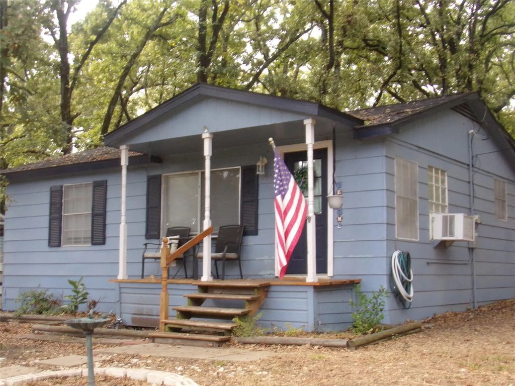 169 Hickory Trail, Gun Barrel City