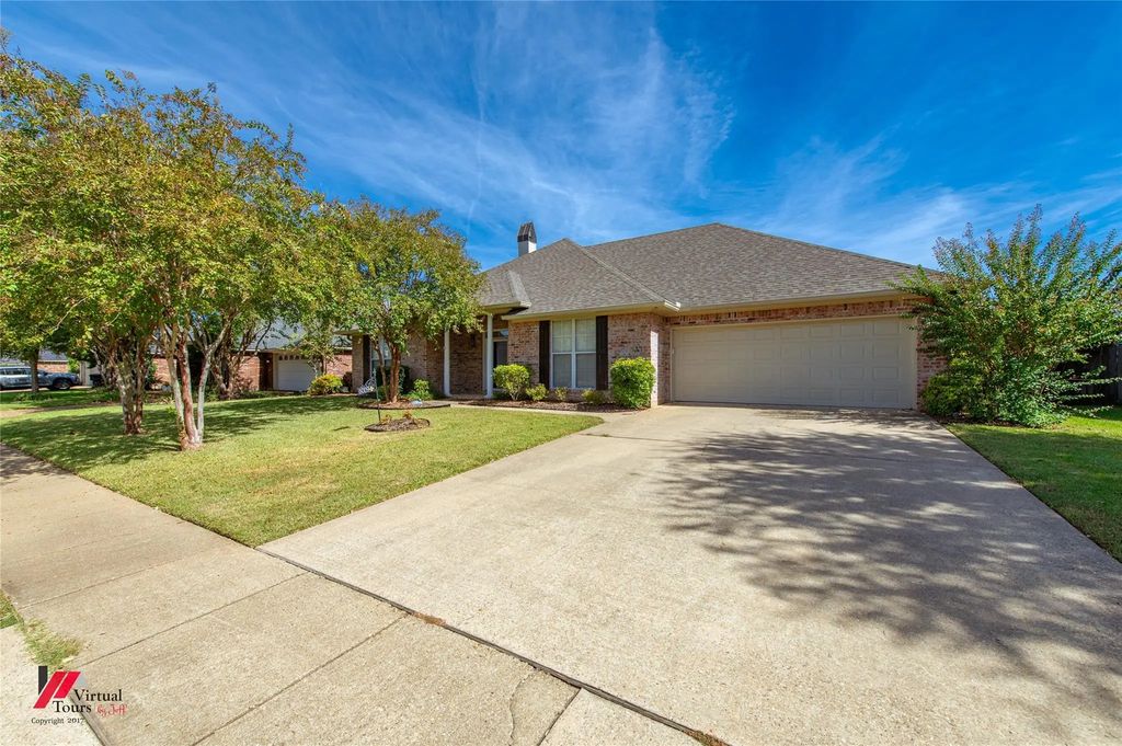 5009 Richland Place, Bossier City