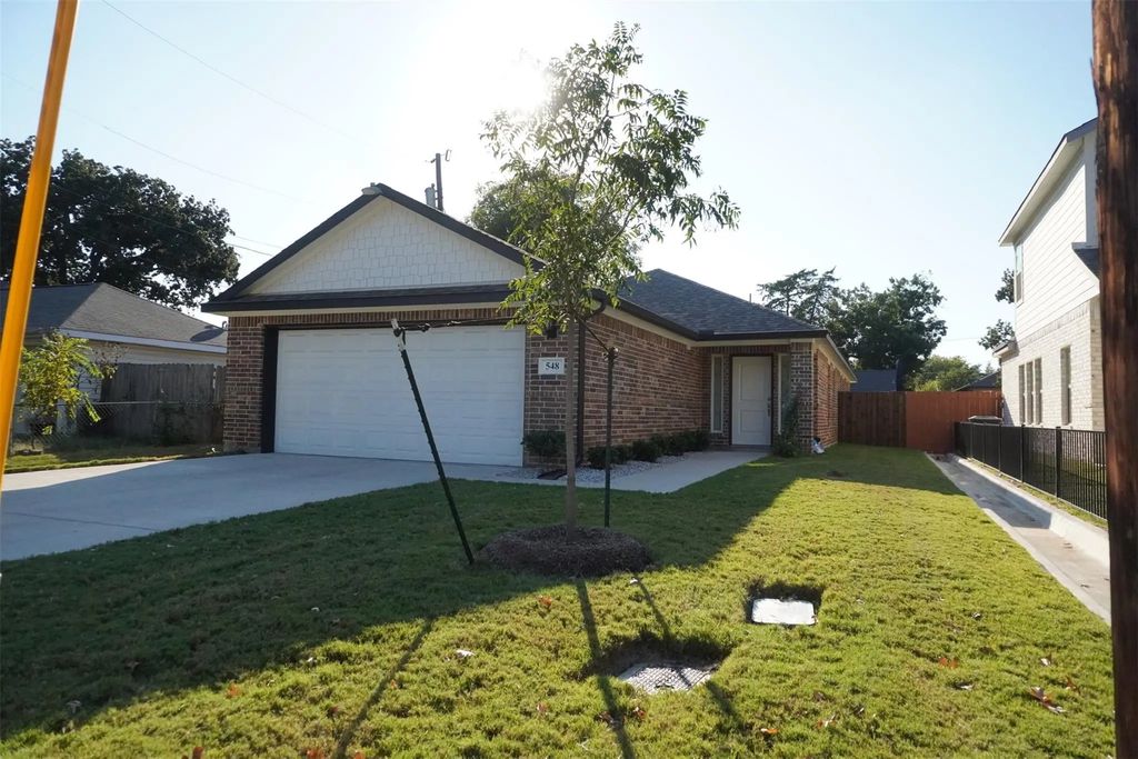 548 Rawls Circle, Irving