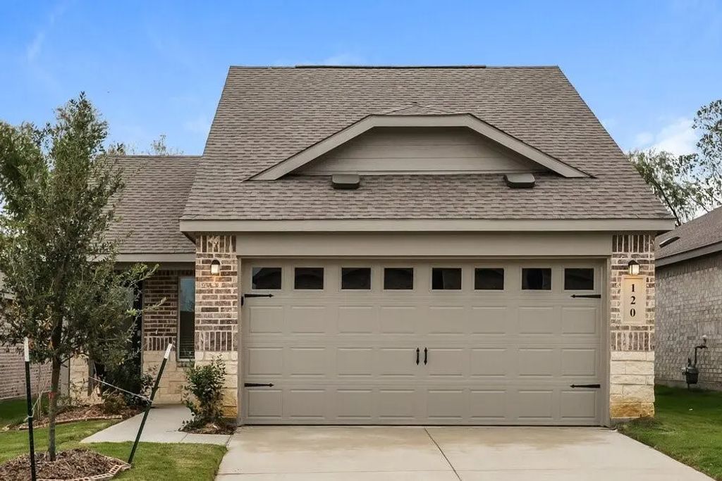 120 Arbor Hills Road, Balch Springs