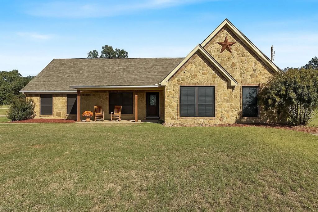 1511 Cabaniss Lane, Weatherford