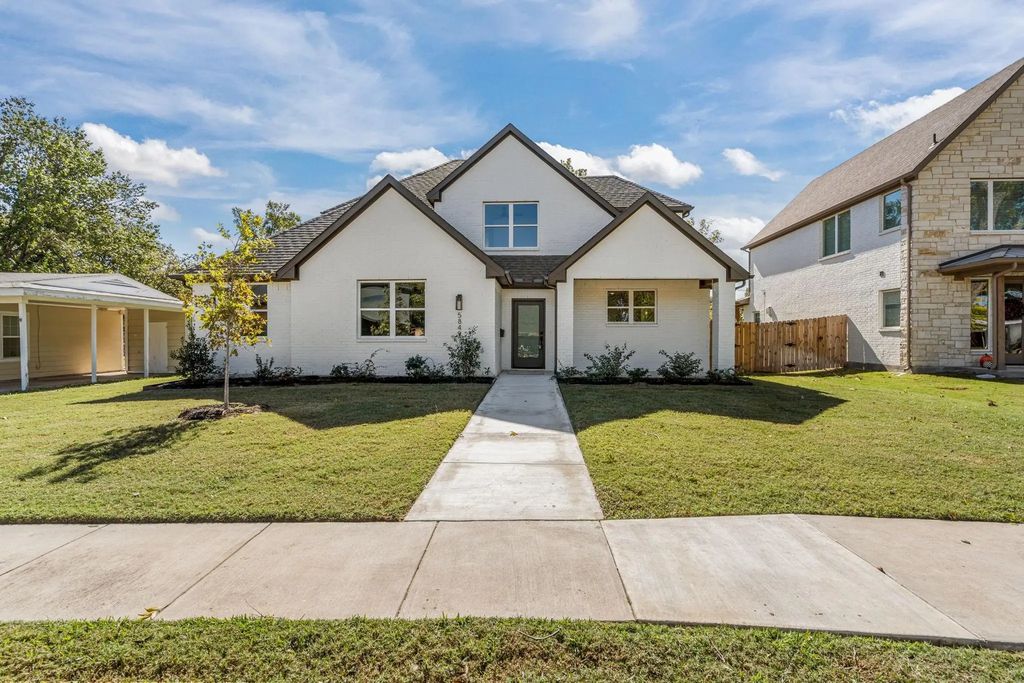 5849 Lyle Street, Westworth Village