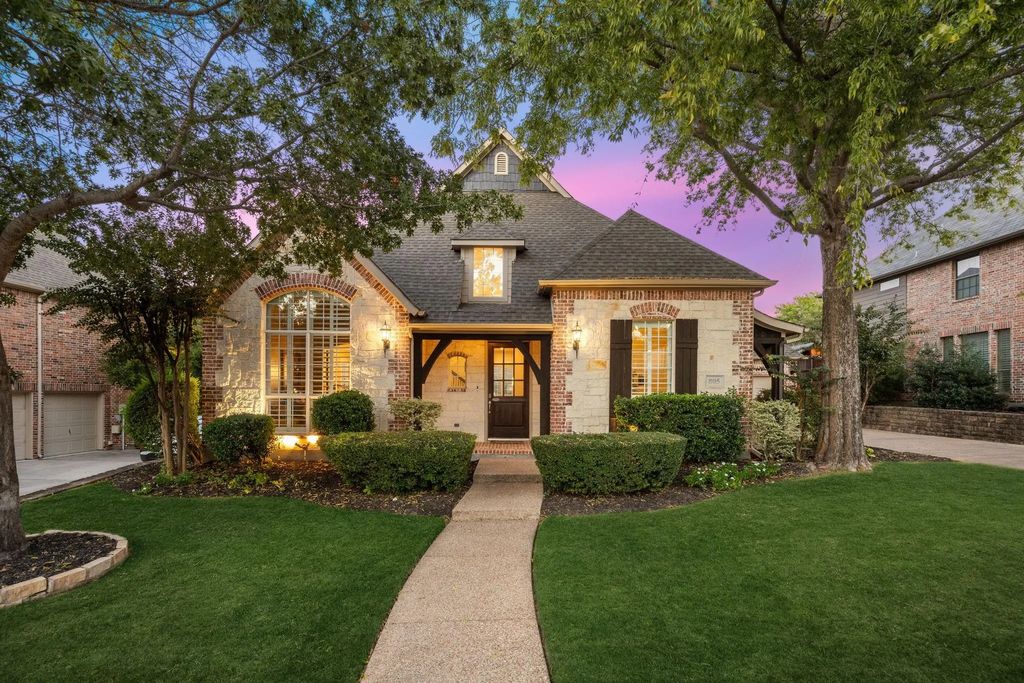 805 Pond Springs Court, Keller