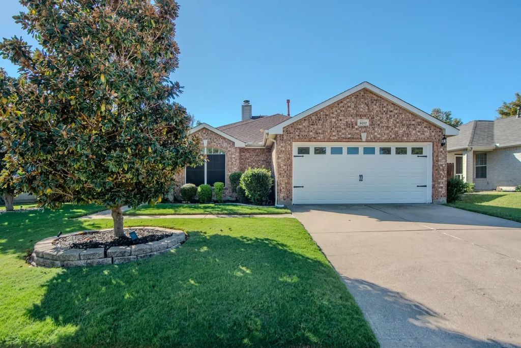 9017 Hampton Court, McKinney