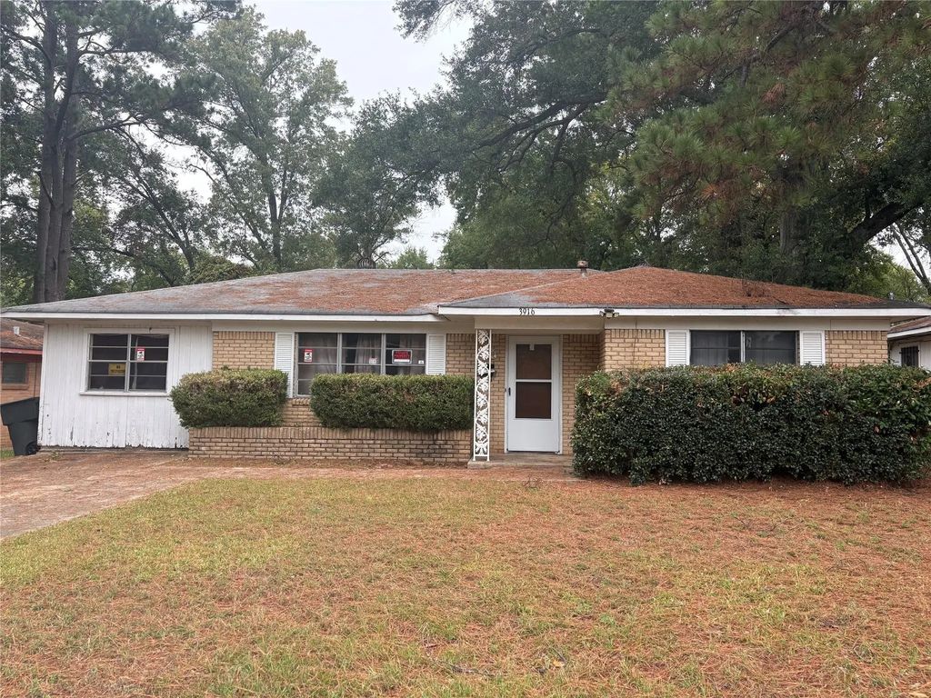 3916 Catherine Street, Shreveport