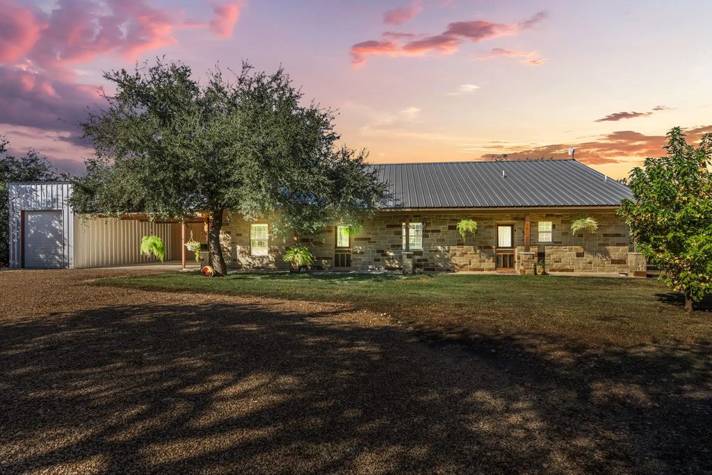 3117 Fm 1238, Iredell
