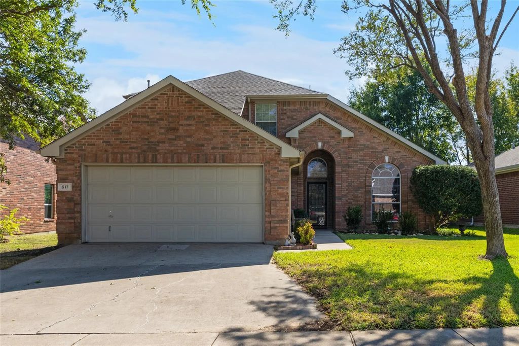 617 Silverbrook Drive, Saginaw