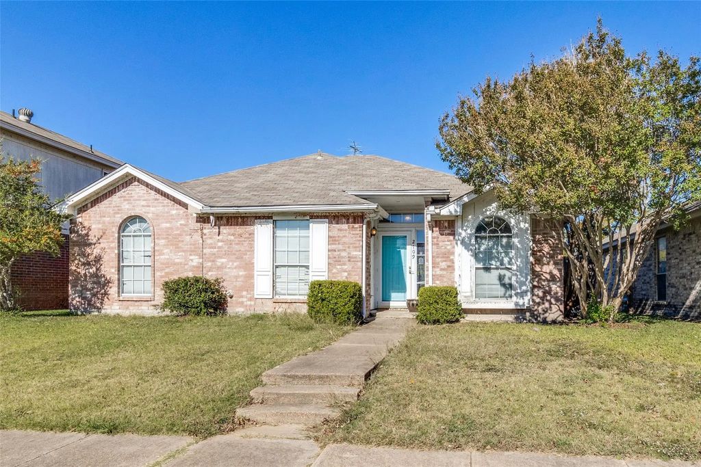 2109 Emerald Oaks, Mesquite