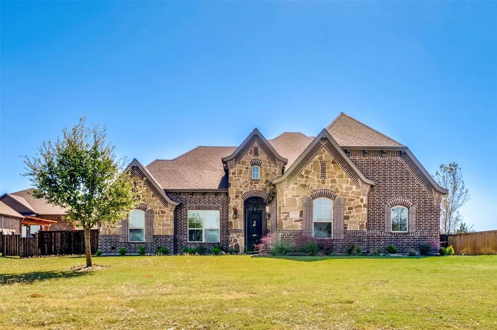 7232 Sussex Lane, Mansfield