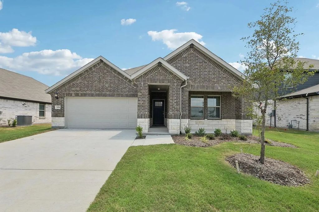 1056 Chestnut, Lavon