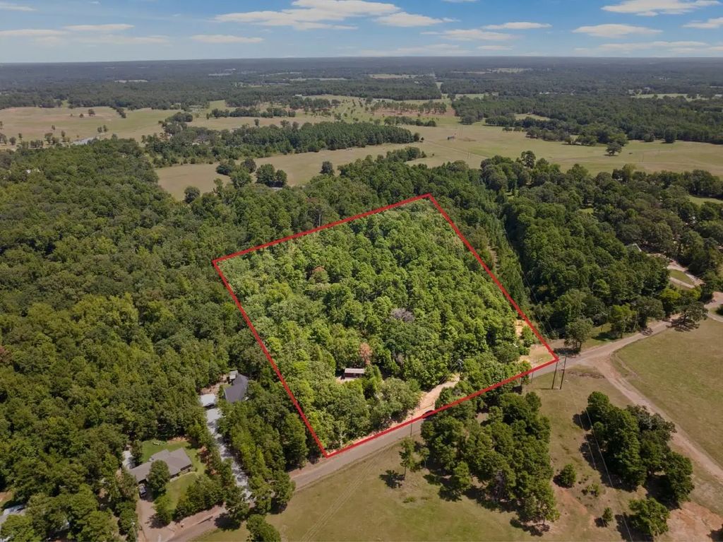 1114 County Road 3430, Winnsboro