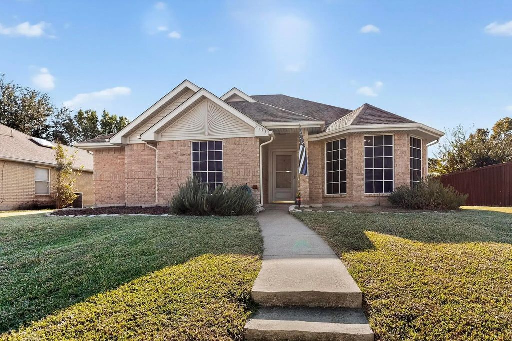 8713 Pheasant Run Drive, Rowlett