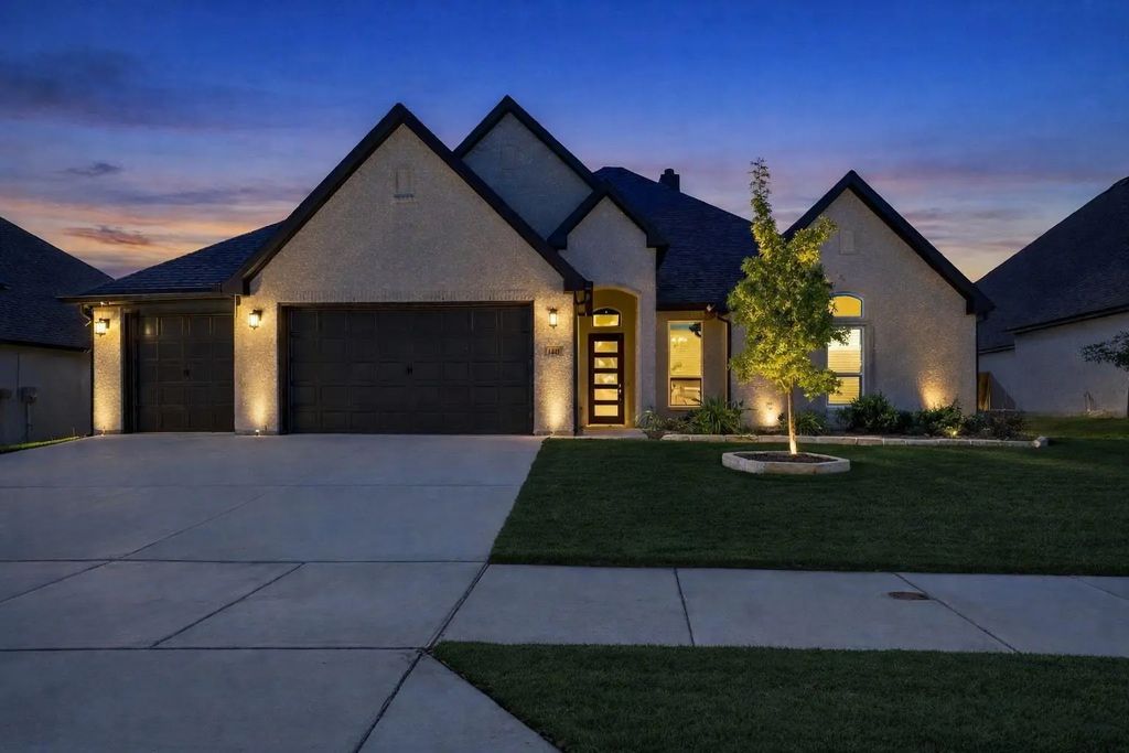 1441 Rocky Springs Trail, Fort Worth