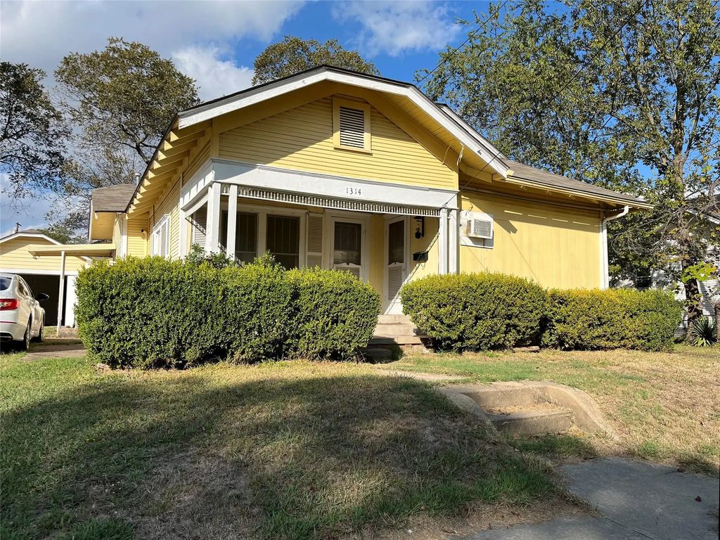 1314 Chestnut Street, Commerce