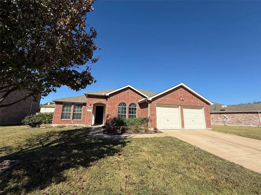 112 Greenfield Trail, Forney