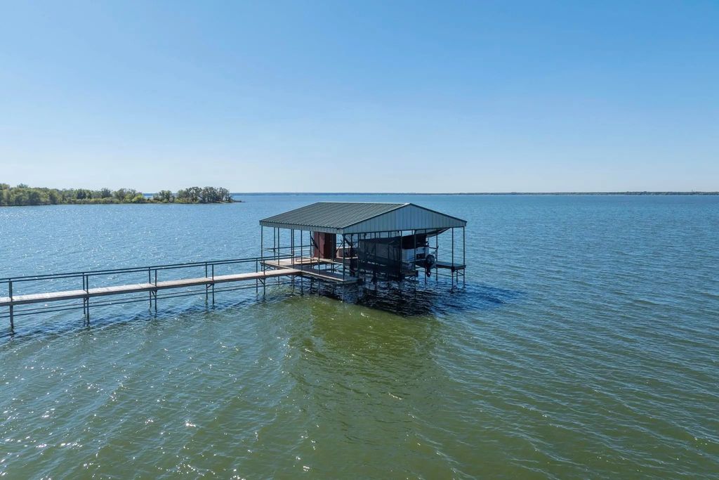 949 Little Oaks Drive, East Tawakoni