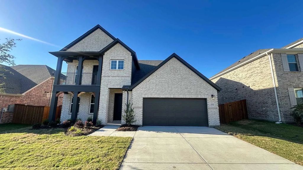 1311 Parkdale Street, Forney