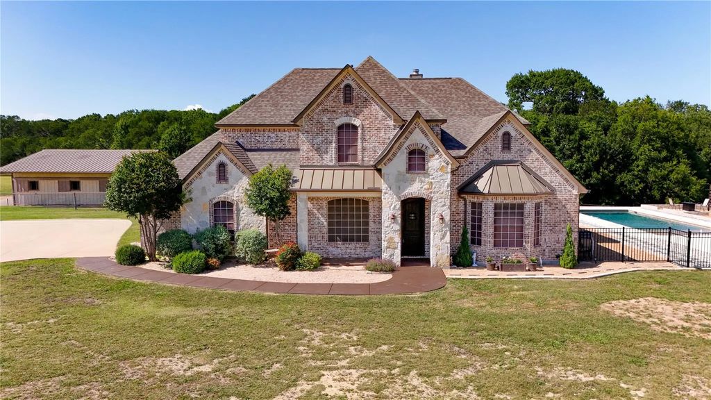 5033 Brook Lane, Anna