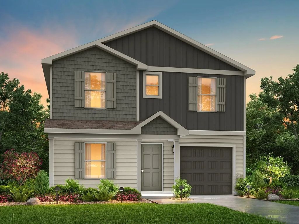 116 Sparrow Court, Mineola
